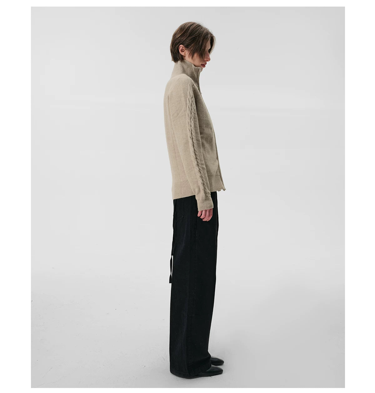 CABLE SHOULDER ZIP KNIT CARDIGAN