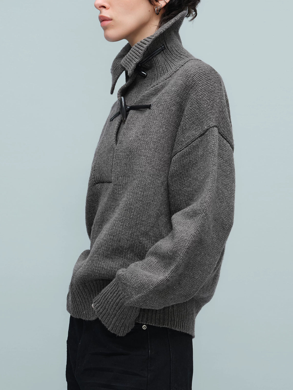 FROG BUTTON WOOL BLEND PULLOVER
