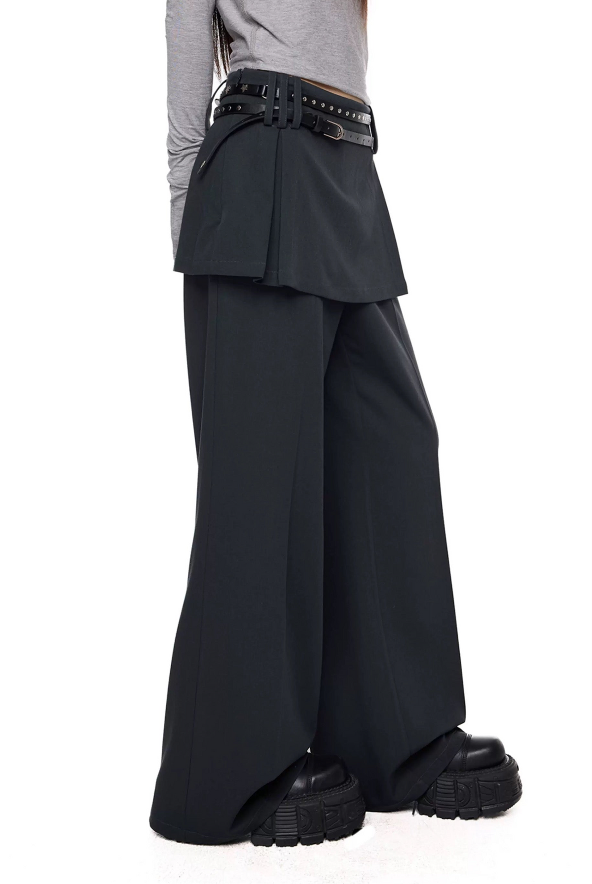 SPLIT FORM TROUSERS