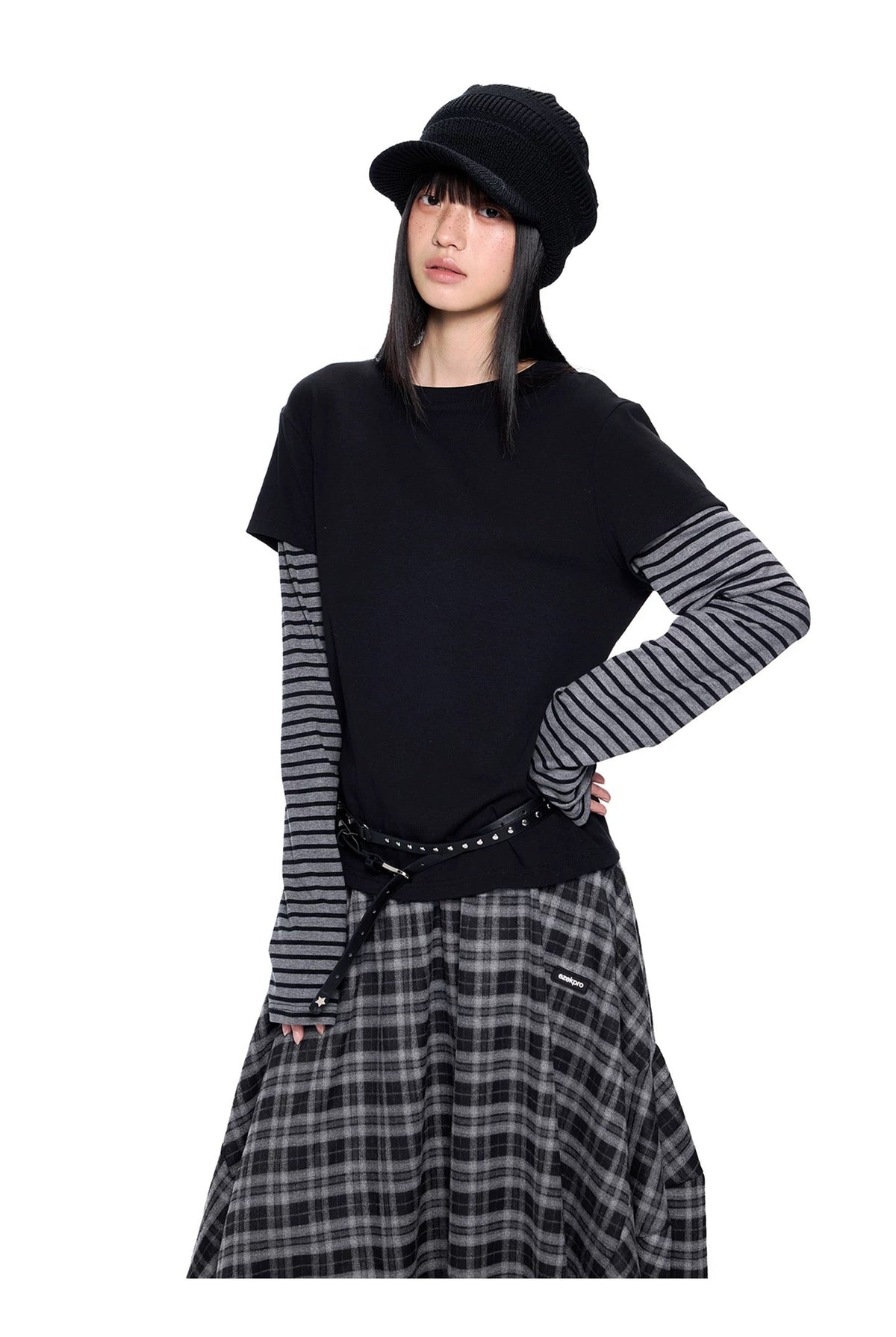 UNDER STRIPE TEE