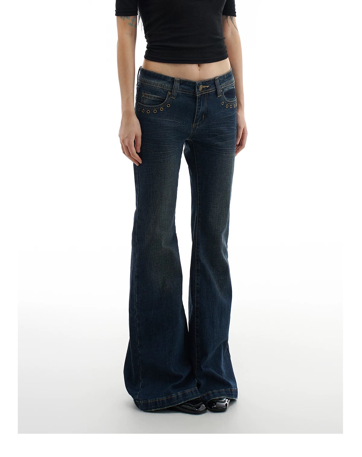 RIVET LOW-WAIST JEANS