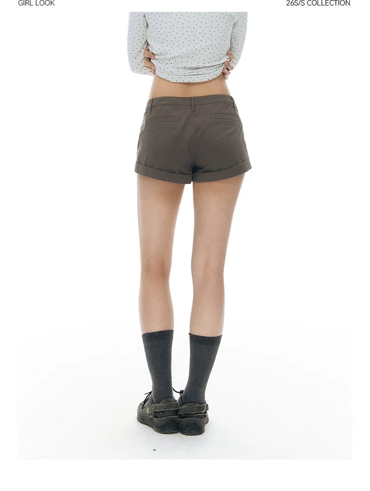 SPLICED LOW RISE SHORTS