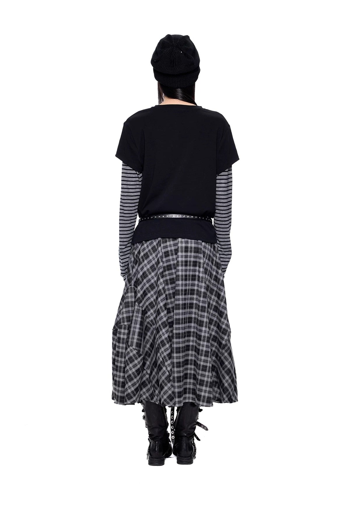 UNDER STRIPE TEE
