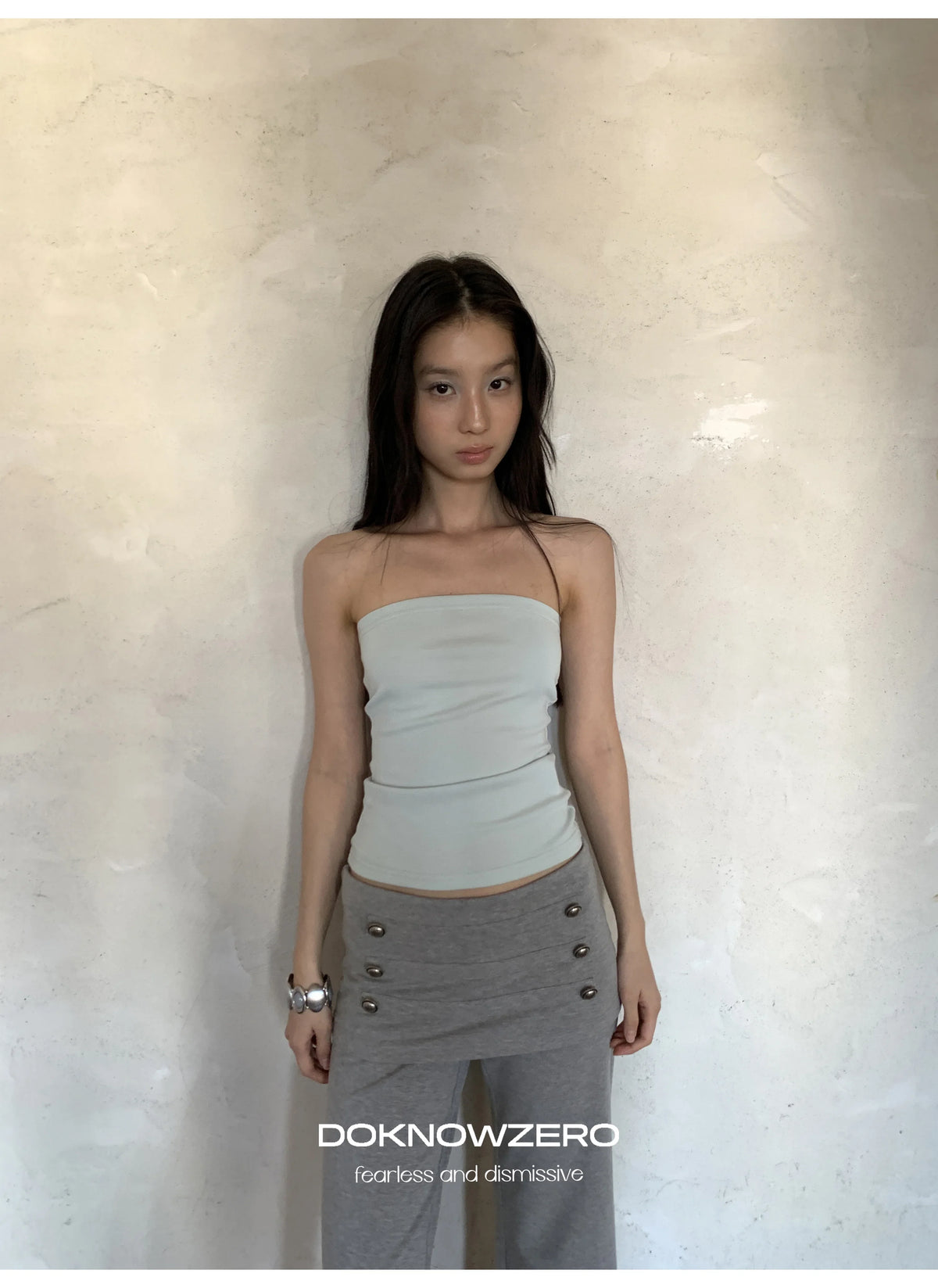 FITTED VERSATILE STRAIGHT-LEG PANTS